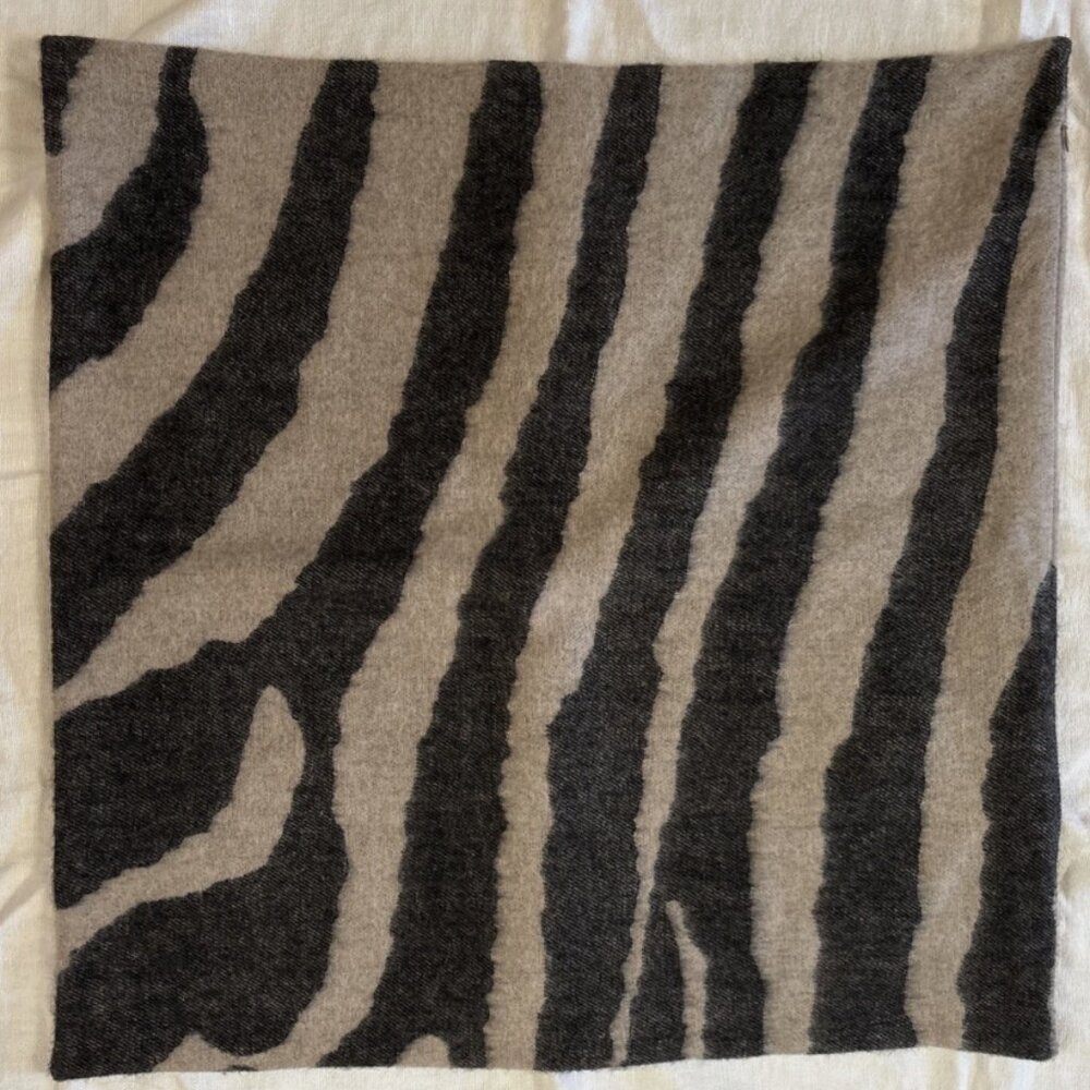 CRATE & BARREL CB2 Jasira wool pillow cover 26" x 26" euro size cover ONLY